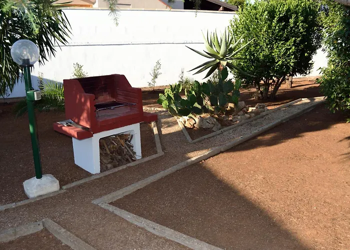 A L' ARIA FRISCA - villetta a due passi dal mare